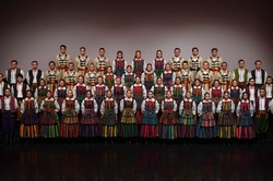 22 chórzystów zespołu "Mazowsze" zakażonych koronawirusem