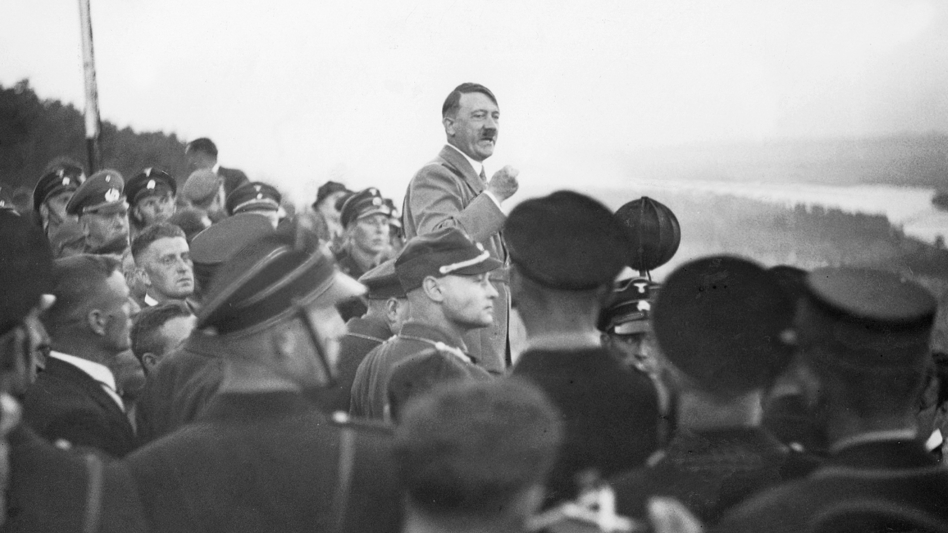 Nemci museli potajomky u nás natočiť dokument o Hitlerovi.