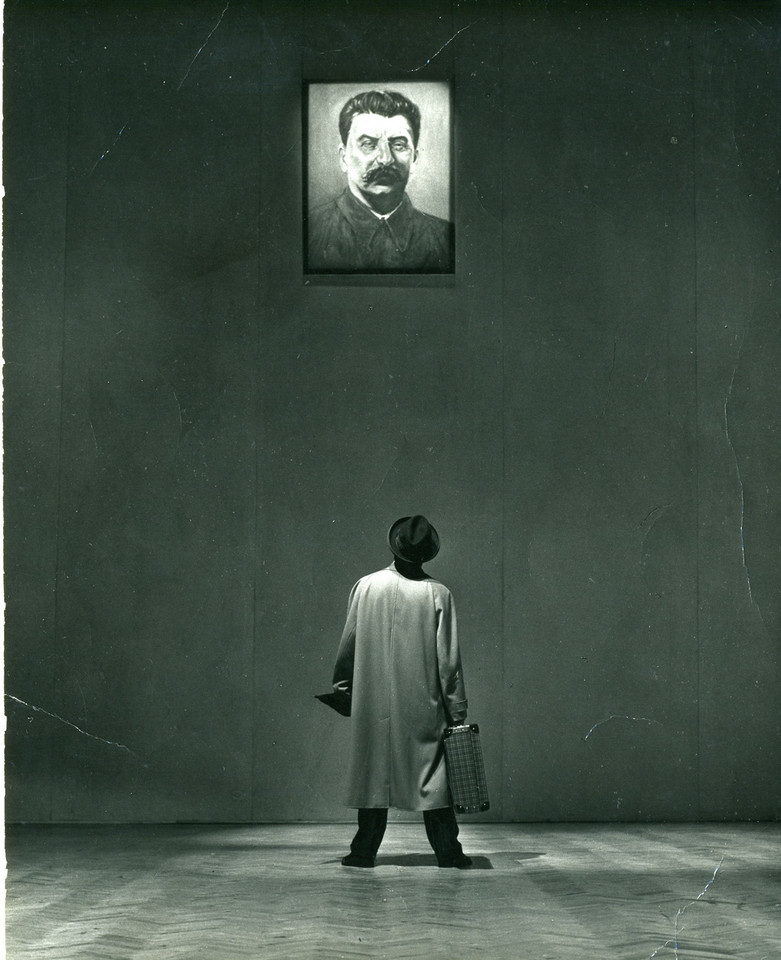 Spektakl "Portret" (autor: Jan Paweł Gawlik, reż. Jerzy Jarocki, scenografia: Jerzy Juk Kowarski, Stary Teatr, Kraków, 1988)