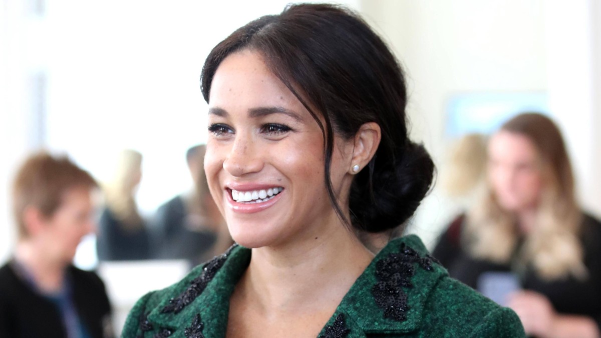 Księżna Sussex Meghan Markle zaczęła rodzić - podały służby prasowe Buckingham Palace. Dziecko Markle oraz jej męża i syna następcy tronu, księcia Harry'ego, będzie siódme w kolejce do brytyjskiego tronu.