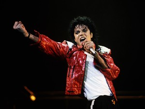 Megszakad a szívünk: Magyarországra érkezett egy fontos Michael Jackson relikvia