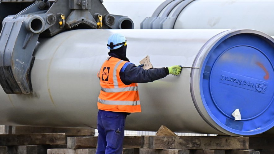 Nowe zapisy o sankcjach USA wobec Nord Stream 2 mogą chronić Niemcy. Czy budowę też?