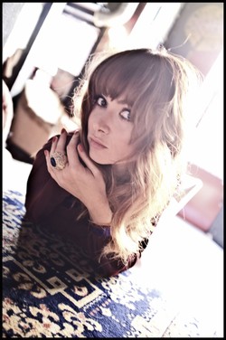 Ania Rusowicz całkiem jak Nobliści – ZDJĘCIA z nowej sesji!