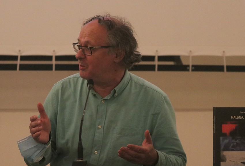 Saša Radojević, kritičar i reditelj