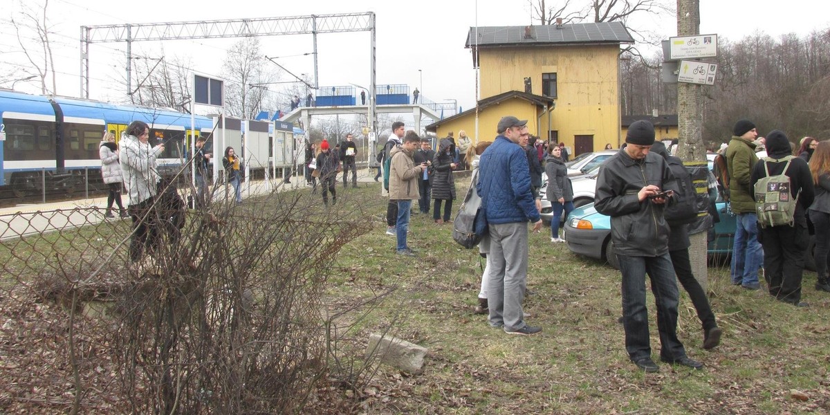 Zerwana trakcja i bałagan w Kolejach Śląskich 