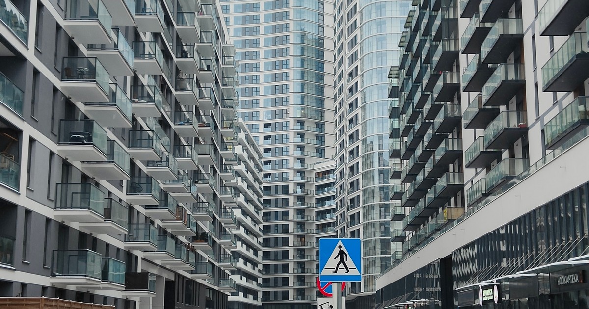 Wielki problem dewelopera od "Hongkongu na Woli". Miasto nie uznaje 157 mieszkań