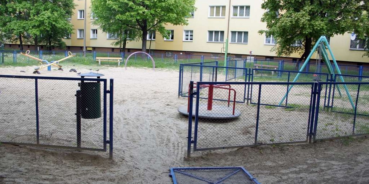 brudne i niebezpieczne place zabaw