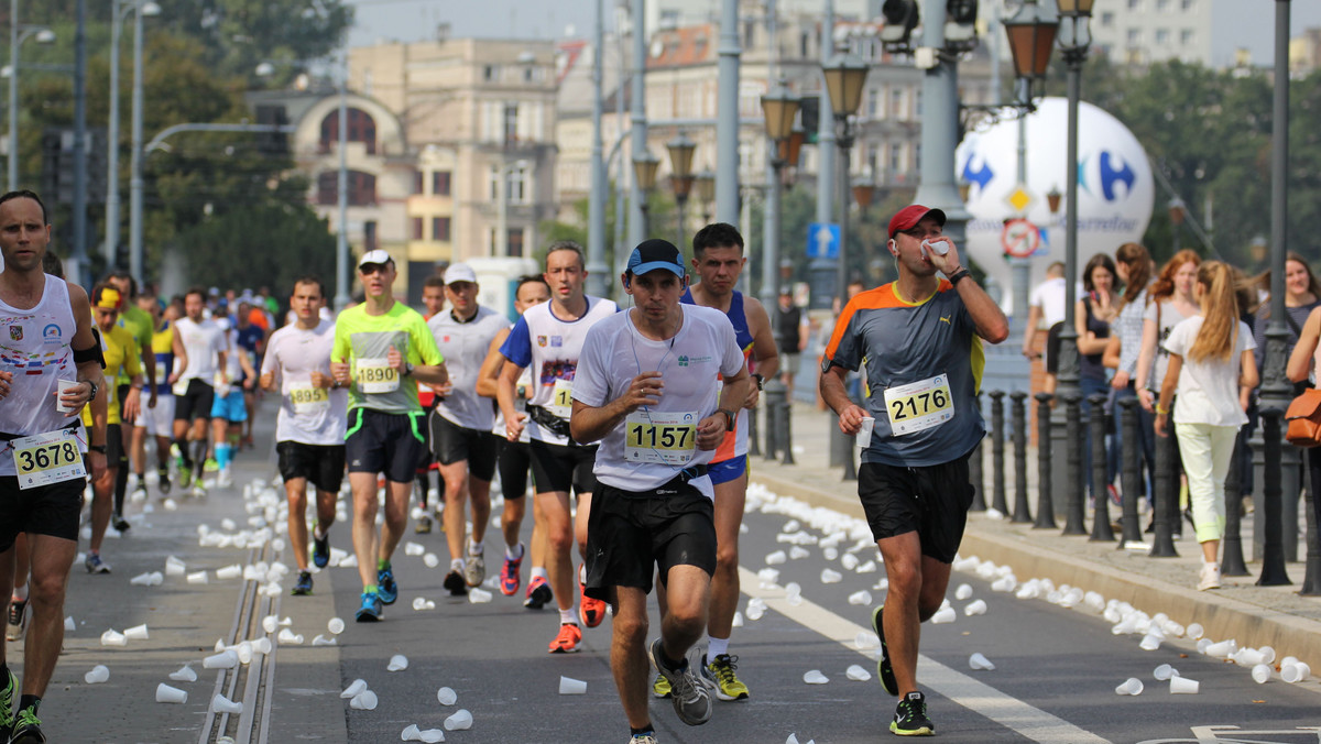 13 września już po raz trzydziesty trzeci maratończycy przebiegną przez Wrocław. Wszystko wskazuje na to, że w zawodach pobiegnie komplet zawodników, bo do startu zgłosiło się już ponad sześć tysięcy osób.