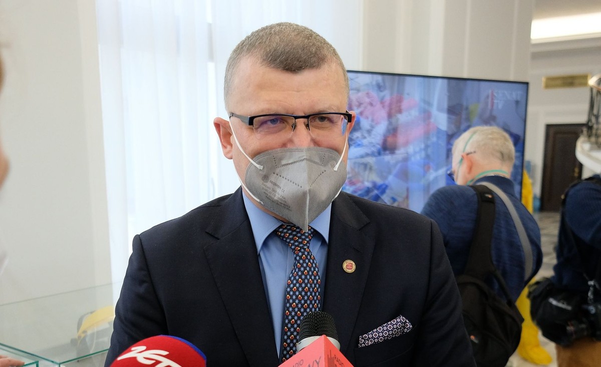 Dr Paweł Grzesiowski