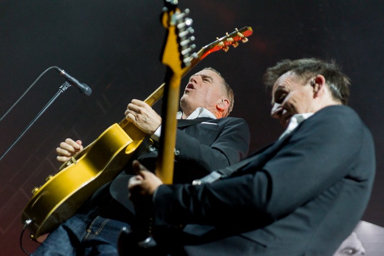 Bryan Adams na warszawskim Torwarze Fot. Konrad Kubuśka/Fundacja Peace Festival.