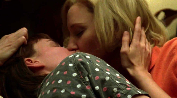 Blanchett és Rooneay Mara szenvedélyesen csókoloztak a Carolban / Fotó: Vertigo Media - YouTube