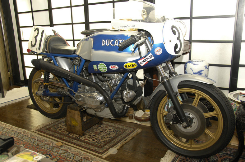 Ducati 750SS