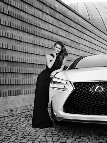 Agnieszka Radwańska i nowy lexus NX
