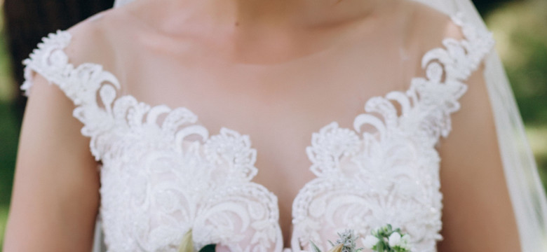 Oczepiny i styl glamour są be! Polacy coraz bardziej nie lubią tradycyjnych wesel