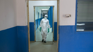 Epidemia eboli się skończyła, teraz pora na leczenie WHO. W ub.r. Światowa Organizacja Zdrowia popełniła w Afryce karygodne błędy