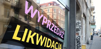 Pandemia zdziesiątkowała małe sklepy! Wiemy, ile upadło 