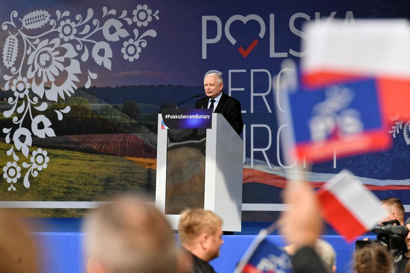 Mocne słowa Kaczyńskiego. "Kościół jest brutalnie atakowany"