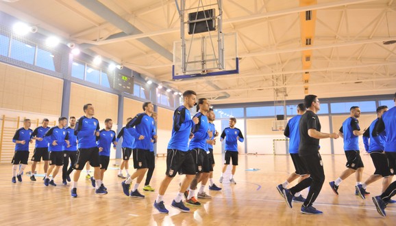 Fudbalska reprezentacija Srbije na mini-pripremama u bazi FSS-a