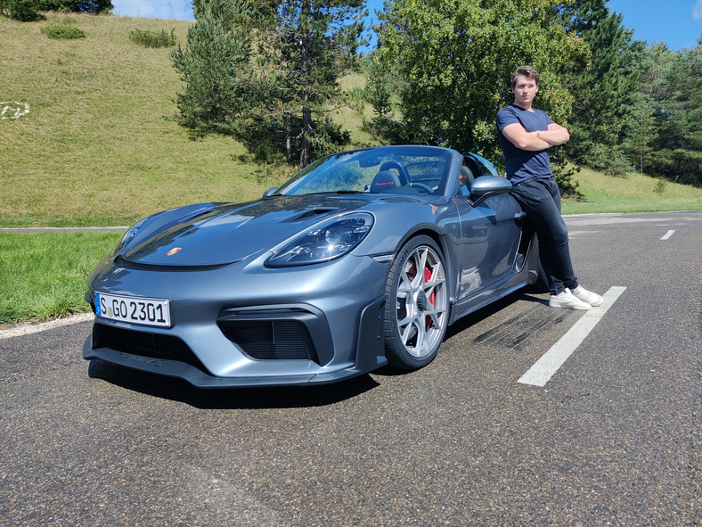 Porsche 718 Spyder RS