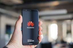 Huawei i ZTE z zakazem sprzedaży sprzętu w USA. Ameryka zaostrza kurs wobec chińskich firm