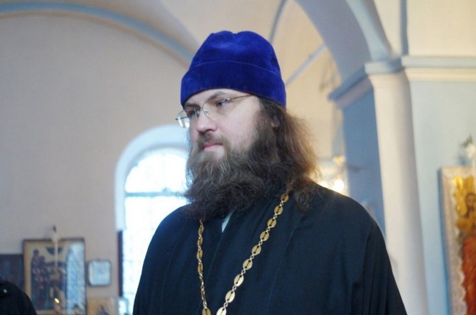 Otac Andrej Efanov