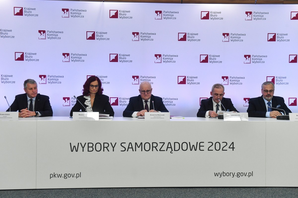 Wybory samorządowe 2024. PKW przedstawiła dane z 99 proc. obwodów