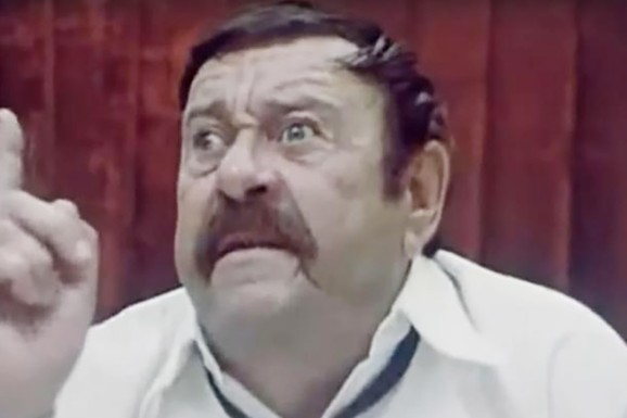 "GODINAMA SU JOJ UZIMALI NOVAC" Evo zašto je na sahrani supruge Pavla Vuisića bilo malo ljudi