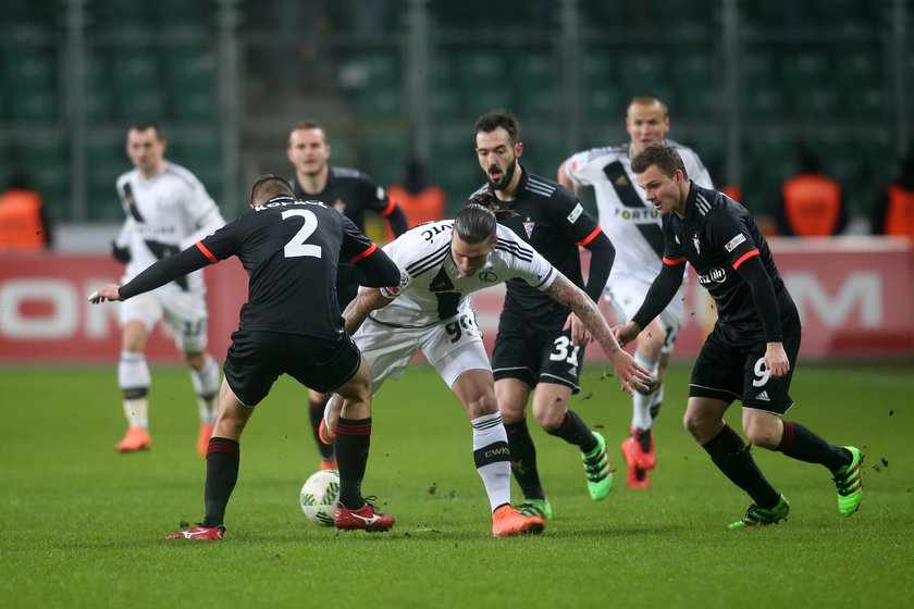 Legia Warszawa pewnie pokonała Górnika Zabrze