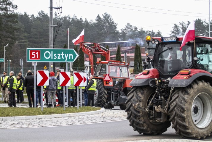 Ogólnopolski Strajk Generalny Rolników. Zablokowane było m.in. rondo pod Olsztynem [ZDJĘCIA, WIDEO]