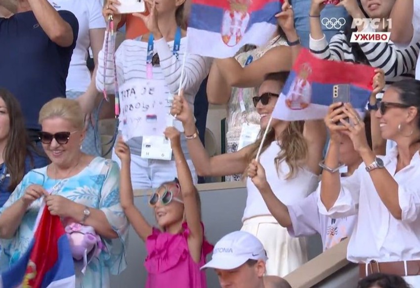 Porodica Đokovića na tribinama