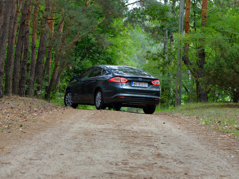 Ford Mondeo Hybrid