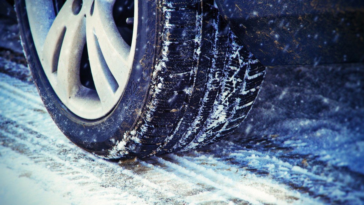 Zawieje śnieżne, porywy wiatru do 130 km/h i ochłodzenie - tak da o sobie znać huragan Doris, który już w czwartek będzie szaleć nad Wielką Brytanią.