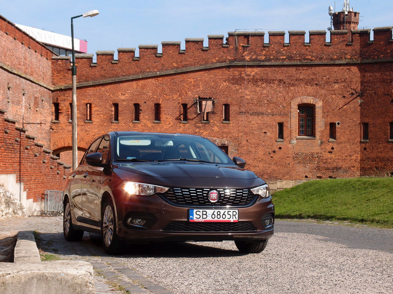 Fiat Tipo 1.6 - czy zasługuje na pochwały?