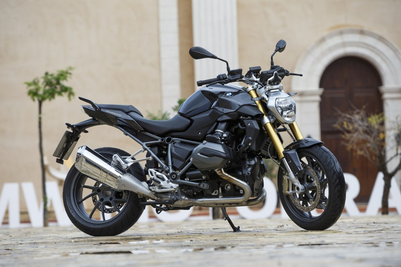 2015 BMW R1200R