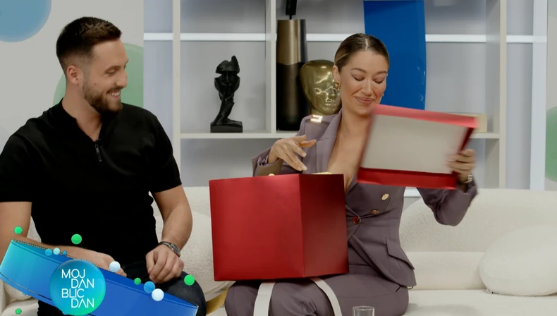 Tea Tairović u Blic Dan