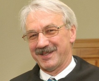 Prezydentowi się nie odmawia, czyli kim jest adwokat Bronisława Komorowskiego