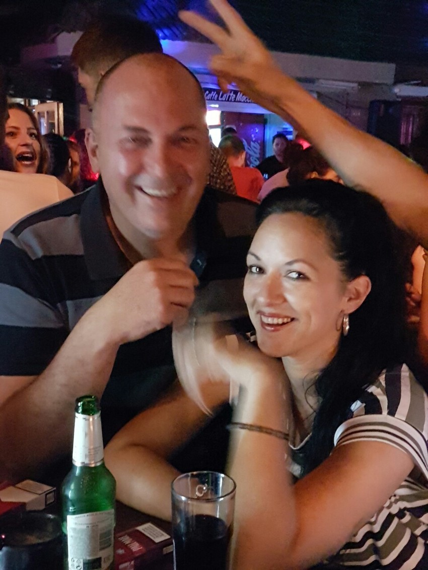 Zlatić je zločin počinio zbog ljubomore, jer je u kafiću zatekao bivšu suprugu Dijanu Zlatić u društvu drugog muškarca