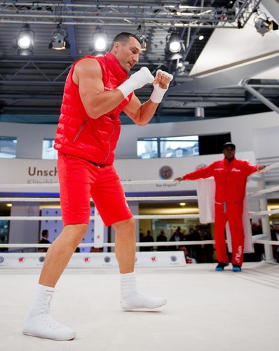 Władimir Kliczko i Kubrat Pulev trenują przed walką o mistrzowskie pasy