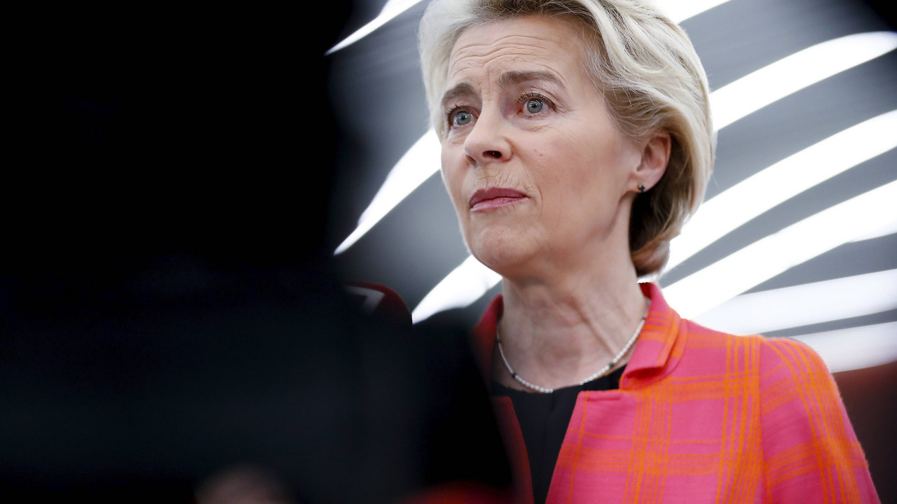 Aktywista zaatakował Ursulę von der Leyen. Próbował dokonać 