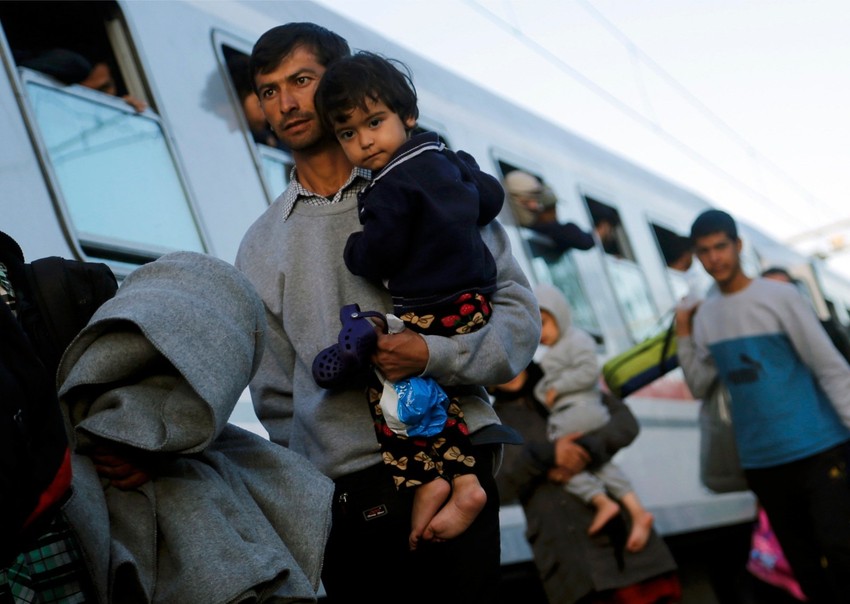 Bivši Asadovi mučitelji sada sa izbeglicama dolaze u Evropu - Ilustracija