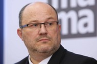 Michał Owczarski, prezes Fundacji Życie, często publicznie wypowiada się o ochronie życia poczętego i porusza tematy związane z „tradycyjnym modelem rodziny. Jego fundacja dostała z Funduszu Sprawiedliwości prawie 10 mln zł.