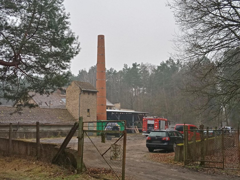 Na miejscu tragedii w Różankach pracują policja, prokurator i biegły z dziedziny pożarnictwa