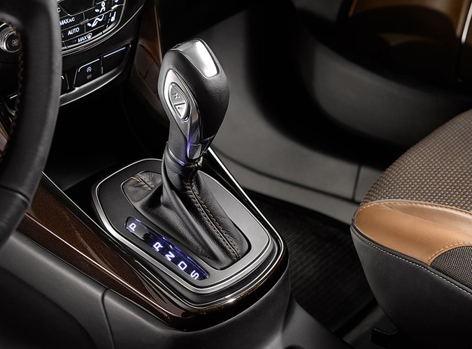 Na pokładzie dwusprzęłowa przekładnia