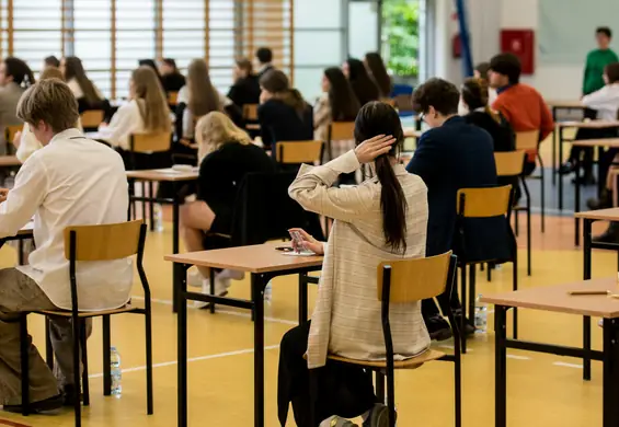 Boją się samotności i biedy. Maturzyści to pokolenie katastrof