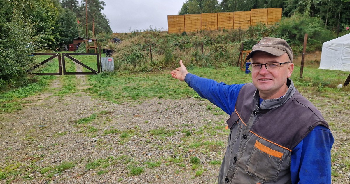 Zwierzęta wpadają w panikę, a rolnik liczy straty. "Sylwestra mamy cały rok"