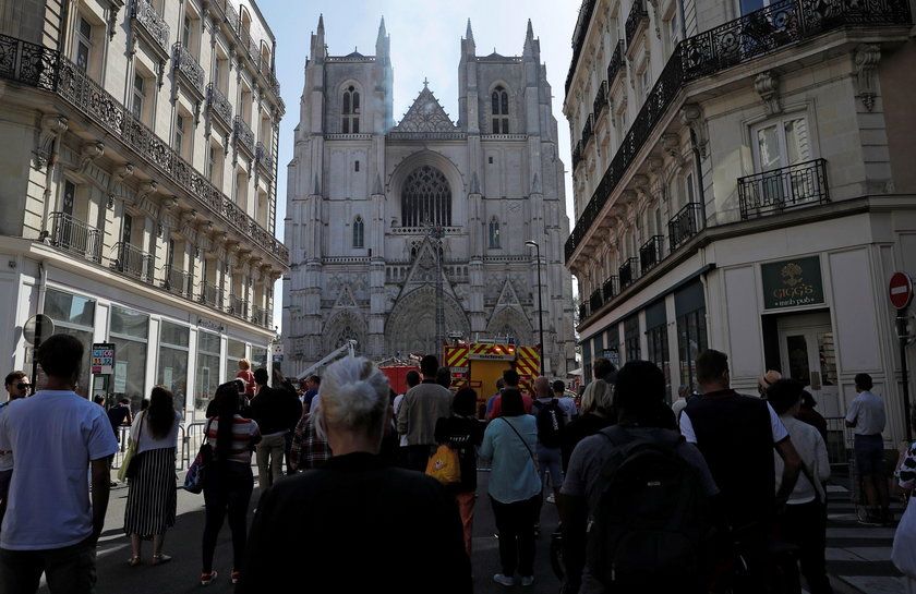 Francja: płonie katedra św. Piotra i Pawła w Nantes