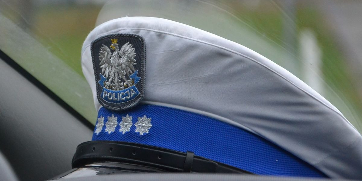 Policja w Tarnowie szuka świadków potrącenia pieszego przez BMW. 