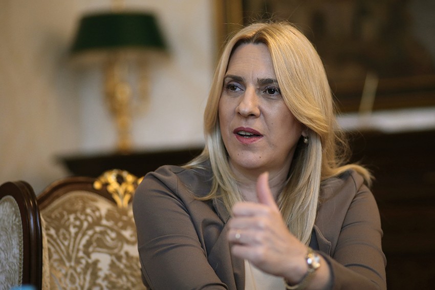 Predsednica RS ističe da se brzo reagovalo na korona virus. 