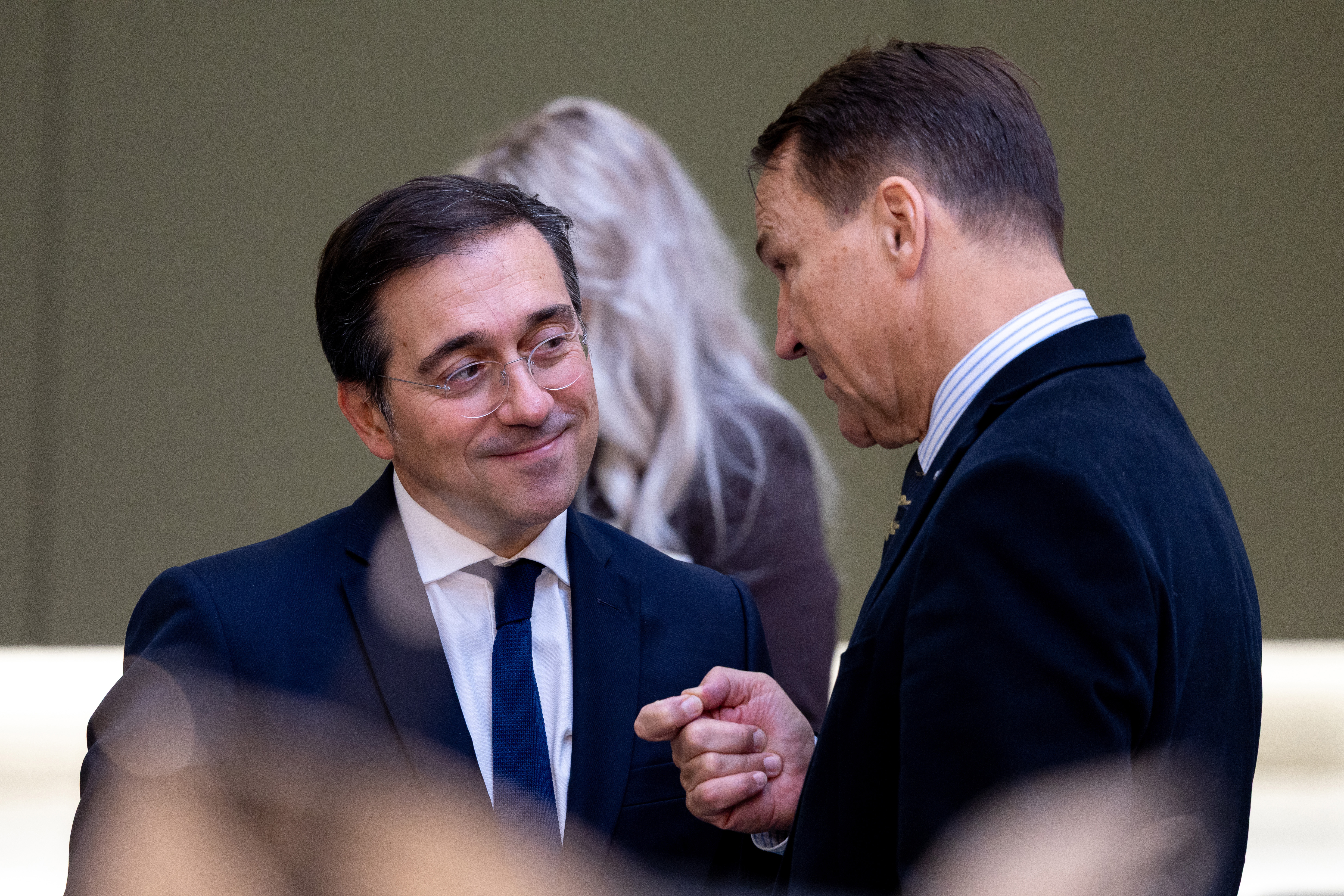 45,9% Polaków negatywnie ocenia politykę zagraniczną rządu Tuska