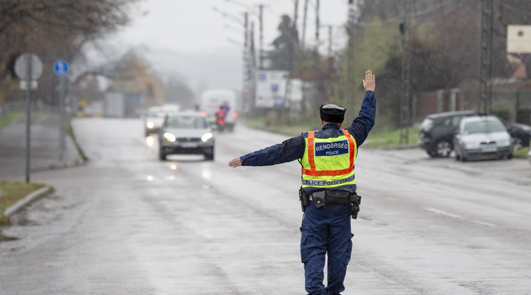 Közlekedésbiztonságra oktathatnak majd az iskolában / Fotó: MTI/Komka Péter